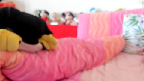 lovelywoman23 online show from 02/19/25, 10:23