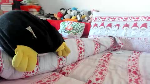 lovelywoman23 online show from 12/14/25, 07:58