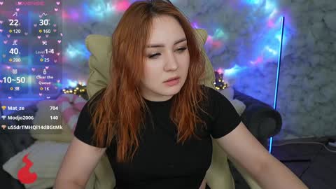 Snapshot of lovelyybell chatting on 12/13/24, 04:11 B E L L online show from 12/13/24, 04:11