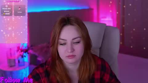 Snapshot of lovelyybell chatting on 03/04/25, 07:08 B E L L online show from 03/04/25, 07:08