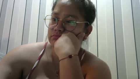 Snapshot of lovelyysabelle chatting on 01/23/25, 07:54 Alex online show from 01/23/25, 07:54