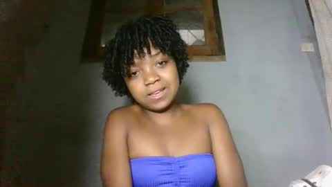 lovemarie08 online show from 04/05/26, 02:58