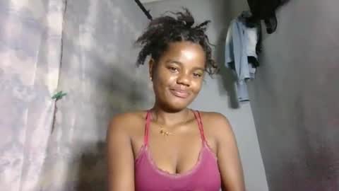 lovemarie08 online show from 04/17/26, 12:24