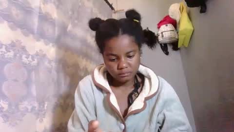 lovemarie08 online show from 04/21/26, 05:14