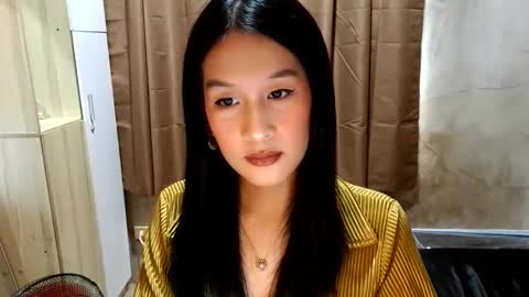 Snapshot of loveme_fiona chatting on 11/23/25, 02:00 loveme_fiona online show from 11/23/25, 02:00