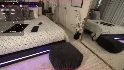 Scarlett online show from 01/28/25, 02:31