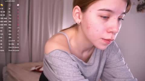 Sina online show from 03/24/26, 05:29