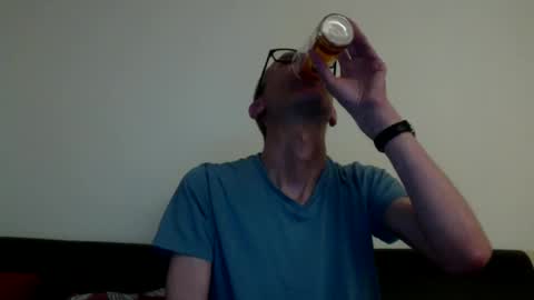 Snapshot of lovepvclate40s chatting on 02/16/25, 05:48 lovepvcearly50s online show from 02/16/25, 05:48