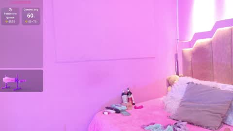 L O V E  online show from 04/23/26, 12:29