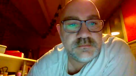 lover010983 online show from 02/21/25, 05:13