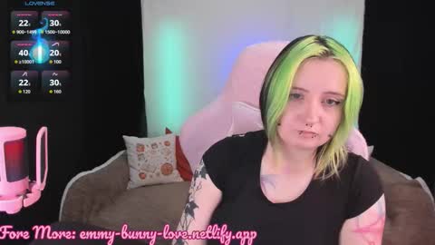 Emmy online show from 12/03/25, 07:01