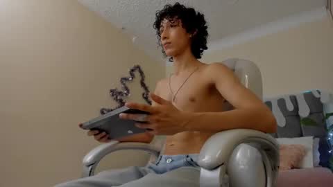 Snapshot of loverboy8_ chatting on 12/12/24, 06:47 loverboy8_ online show from 12/12/24, 06:47