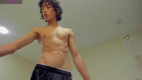 Snapshot of loverboy8_ chatting on 12/29/24, 06:14 loverboy8_ online show from 12/29/24, 06:14