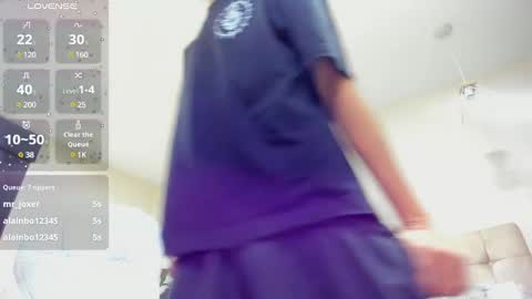 Snapshot of loverboy8_ chatting on 02/25/25, 08:03 loverboy8_ online show from 02/25/25, 08:03