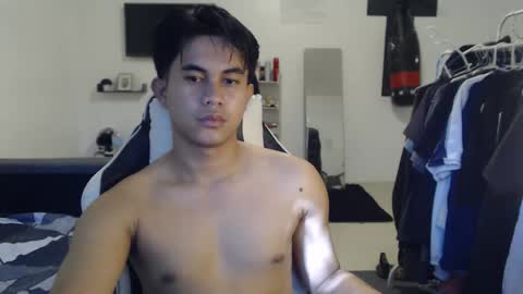 loverboyph04 online show from 11/26/25, 12:55