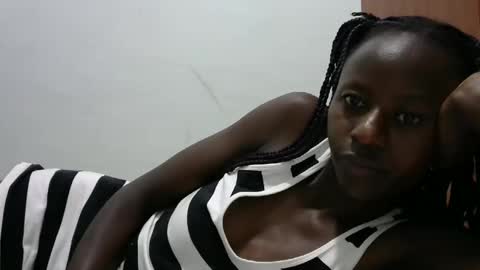 lovergal222 online show from 01/09/25, 09:16