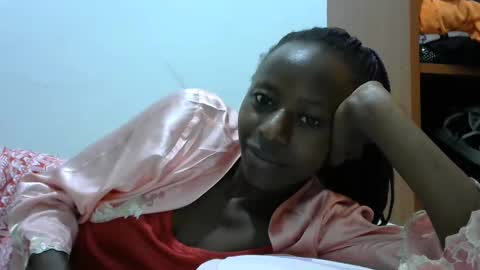 lovergal222 online show from 01/28/25, 06:27