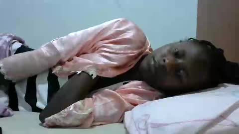 lovergal222 online show from 02/08/25, 05:29