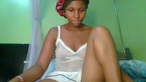 lovergal257 online show from 02/12/26, 04:46