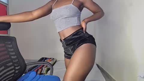 Snapshot of lovergirl2003 chatting on 02/01/25, 08:39 Kate online show from 02/01/25, 08:39