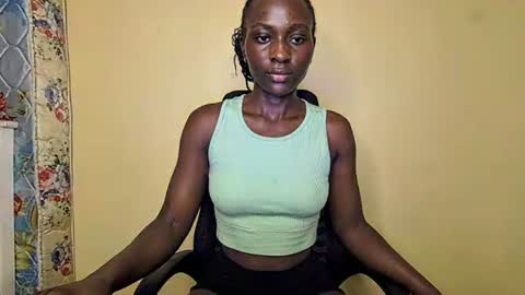 Snapshot of lovergirl2003 chatting on 10/13/25, 10:15 Kate online show from 10/13/25, 10:15