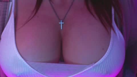 Snapshot of loverinsecret chatting on 01/21/25, 05:38 Athena online show from 01/21/25, 05:38