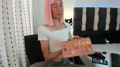 loverisu online show from 10/05/25, 07:23