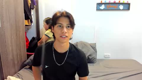 Lovers Clover X online show from 09/12/25, 01:17