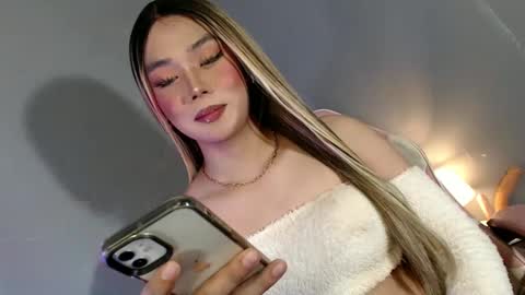 Snapshot of lovers_moon22 chatting on 02/02/25, 10:39 lovers moon22 online show from 02/02/25, 10:39