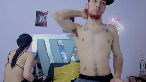 sofia and bryan online show from 10/17/25, 09:12