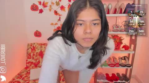 Snapshot of loverubii chatting on 10/23/25, 08:46 loverubii online show from 10/23/25, 08:46