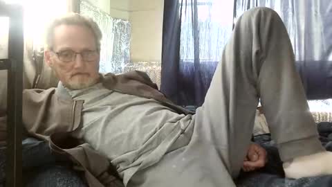 just here to have fun and cum online show from 04/25/26, 06:27