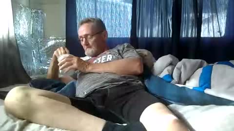 Snapshot of lovesex6565 chatting on 05/24/26, 01:05 just here to have fun and cum online show from 05/24/26, 01:05