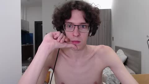 Snapshot of lovesomecookies chatting on 11/07/25, 04:29 LovesomeCookie online show from 11/07/25, 04:29