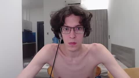 Snapshot of lovesomecookies chatting on 11/08/25, 11:10 LovesomeCookie online show from 11/08/25, 11:10