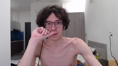 Snapshot of lovesomecookies chatting on 11/11/25, 10:26 LovesomeCookie online show from 11/11/25, 10:26