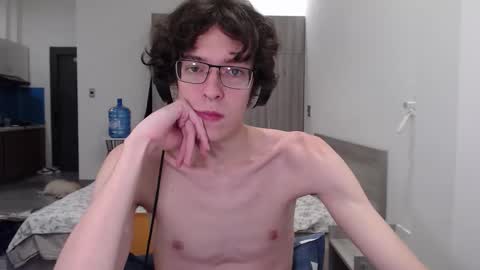 Snapshot of lovesomecookies chatting on 11/13/25, 02:49 LovesomeCookie online show from 11/13/25, 02:49