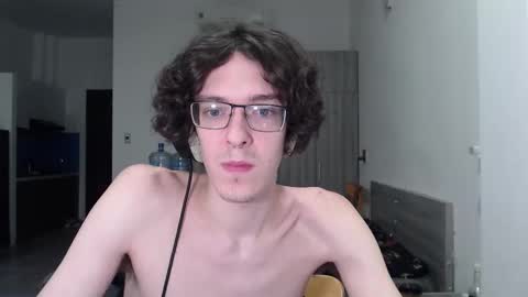 Snapshot of lovesomecookies chatting on 01/12/26, 08:47 LovesomeCookie online show from 01/12/26, 08:47