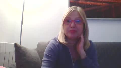Marlyn online show from 01/08/25, 04:44