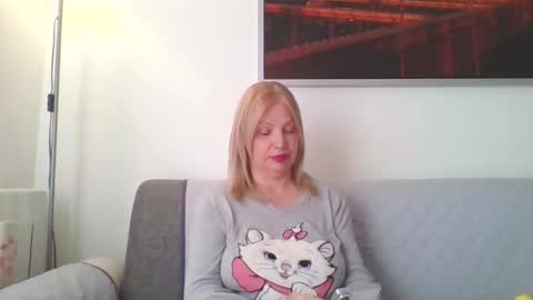 Marlyn online show from 03/21/26, 01:37