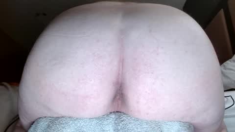 lovesurass2 online show from 01/14/26, 06:41