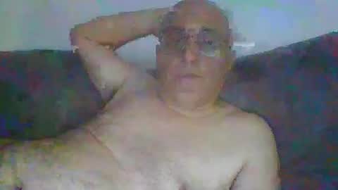Snapshot of lovetightass251577 chatting on 01/17/26, 10:46 lovetightass online show from 01/17/26, 10:46