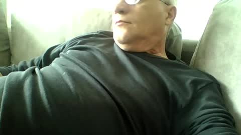 lovetightass online show from 04/18/26, 12:20