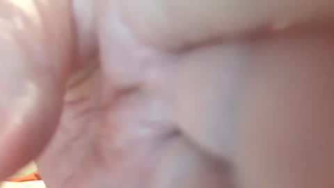 Lovetobeseen9 online show from 10/04/25, 11:52