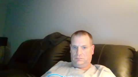 lovetocum37 online show from 01/23/25, 03:58