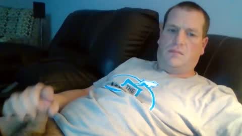 lovetocum37 online show from 12/18/25, 05:46