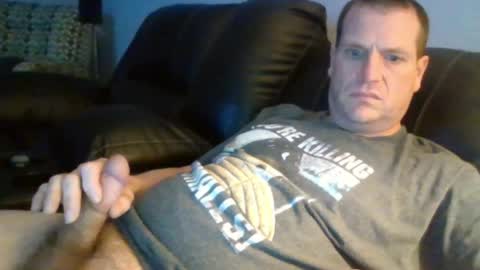 Snapshot of lovetocum37 chatting on 03/22/26, 02:04 lovetocum37 online show from 03/22/26, 02:04