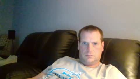 Snapshot of lovetocum37 chatting on 03/30/26, 12:22 lovetocum37 online show from 03/30/26, 12:22