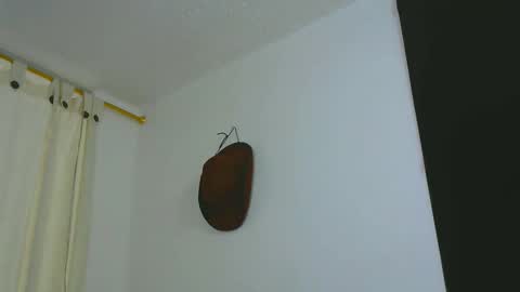 lovexjuxn77 online show from 02/13/26, 07:54