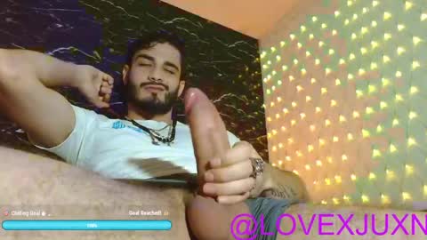 lovexjuxn77 online show from 04/17/26, 08:45